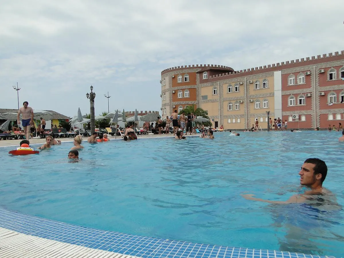 Aqualand Otel Batum