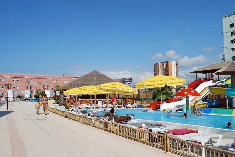 Aqualand Otel Batum